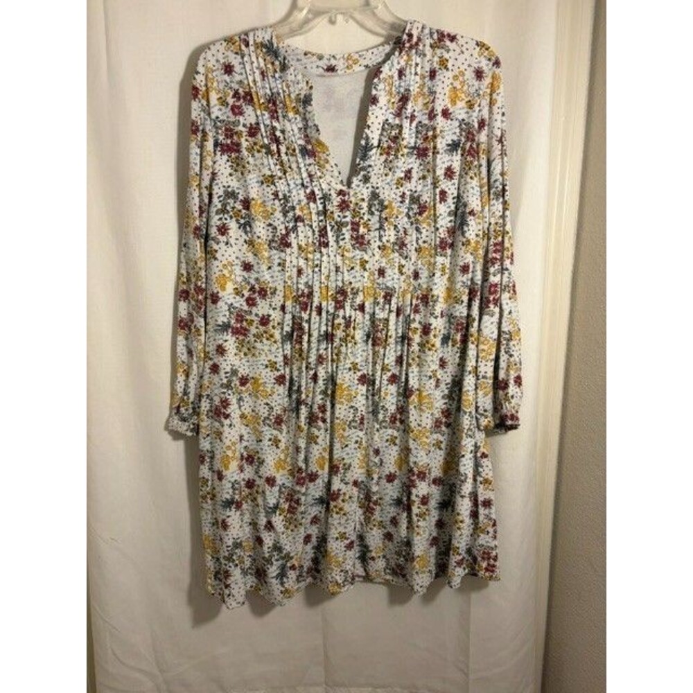 Boho‑inspired floral midi dress with a pintuck front. Size L Old Navy